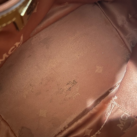 MCM SMALL COGNAC VISETOS DRAWSTRING BAG - Picture 15 of 16